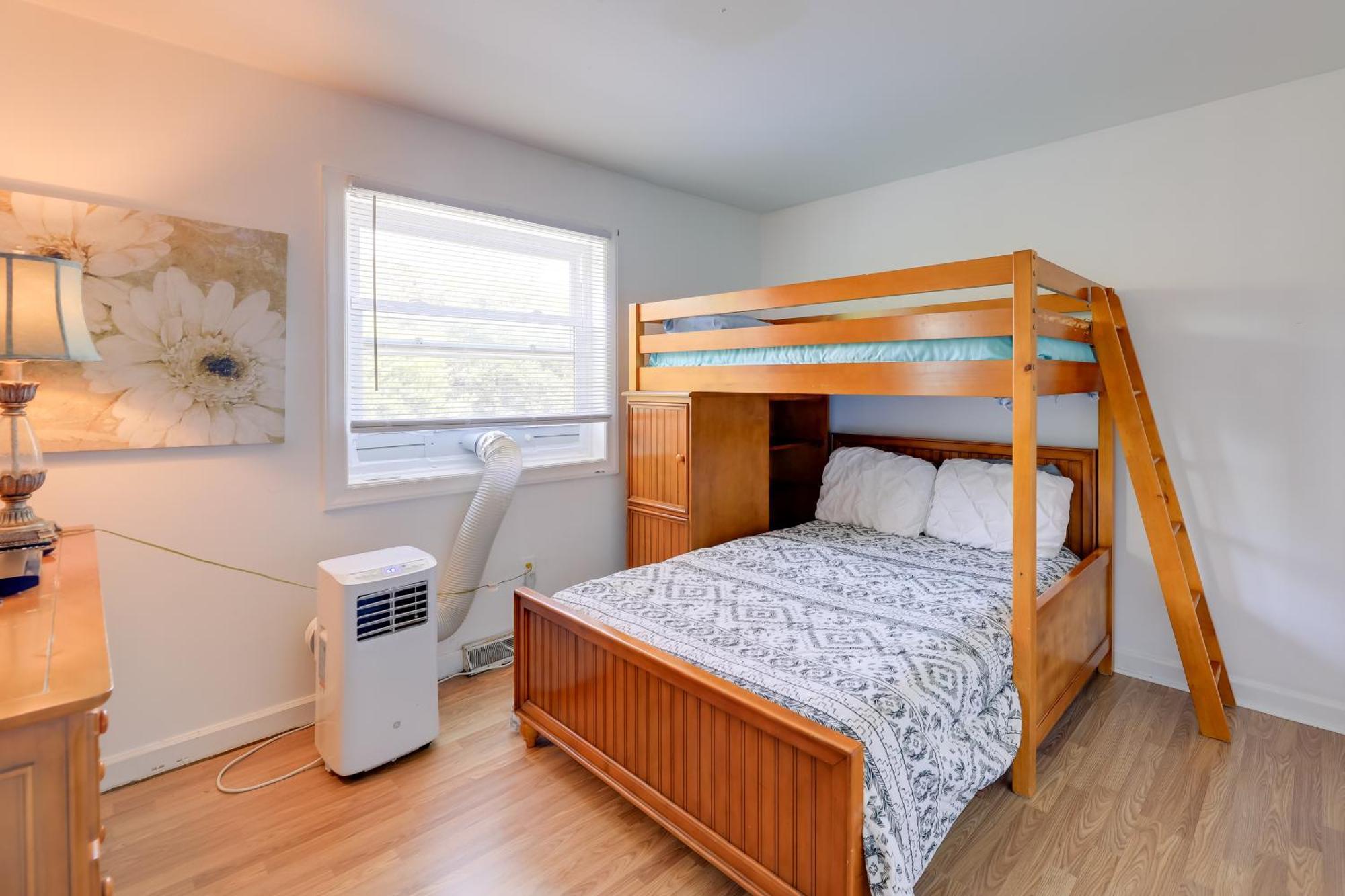 West Of The Moon Ocean Apt With Beach Access! Емералд Айл Екстериор снимка